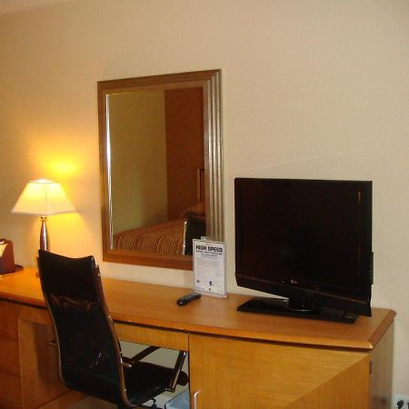 The Skyline Hotel New York Bagian luar foto
