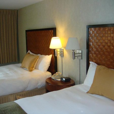 The Skyline Hotel New York Bagian luar foto
