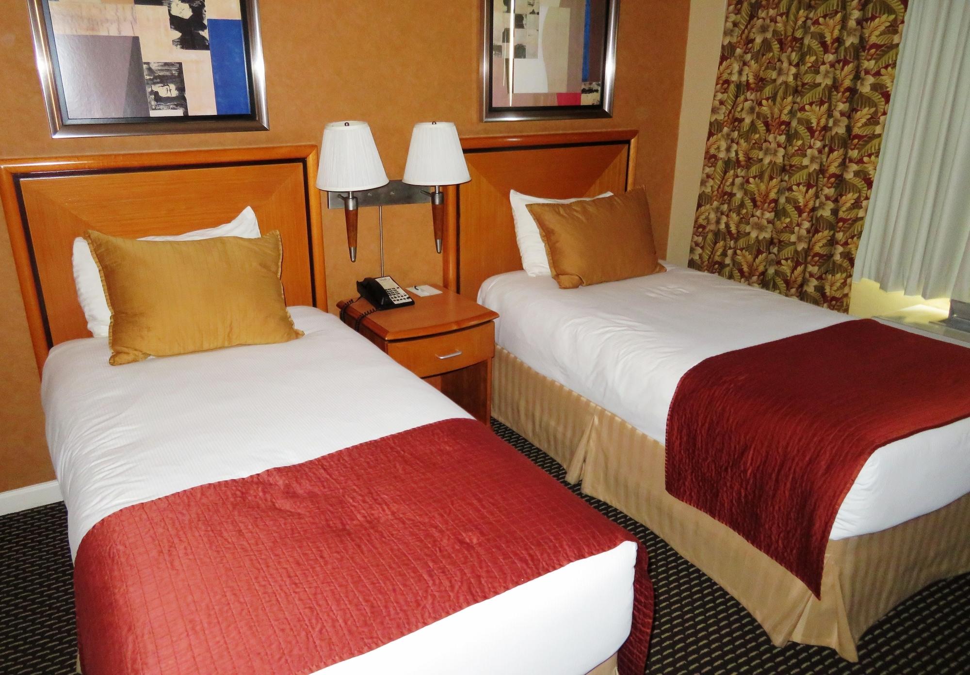 The Skyline Hotel New York Bagian luar foto