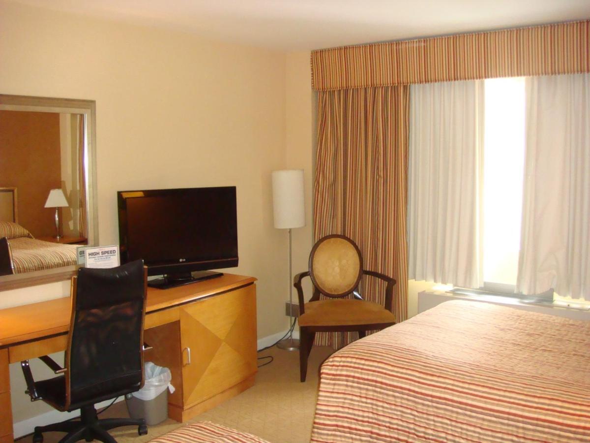 The Skyline Hotel New York Bagian luar foto